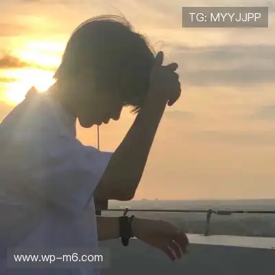 翁纳伶